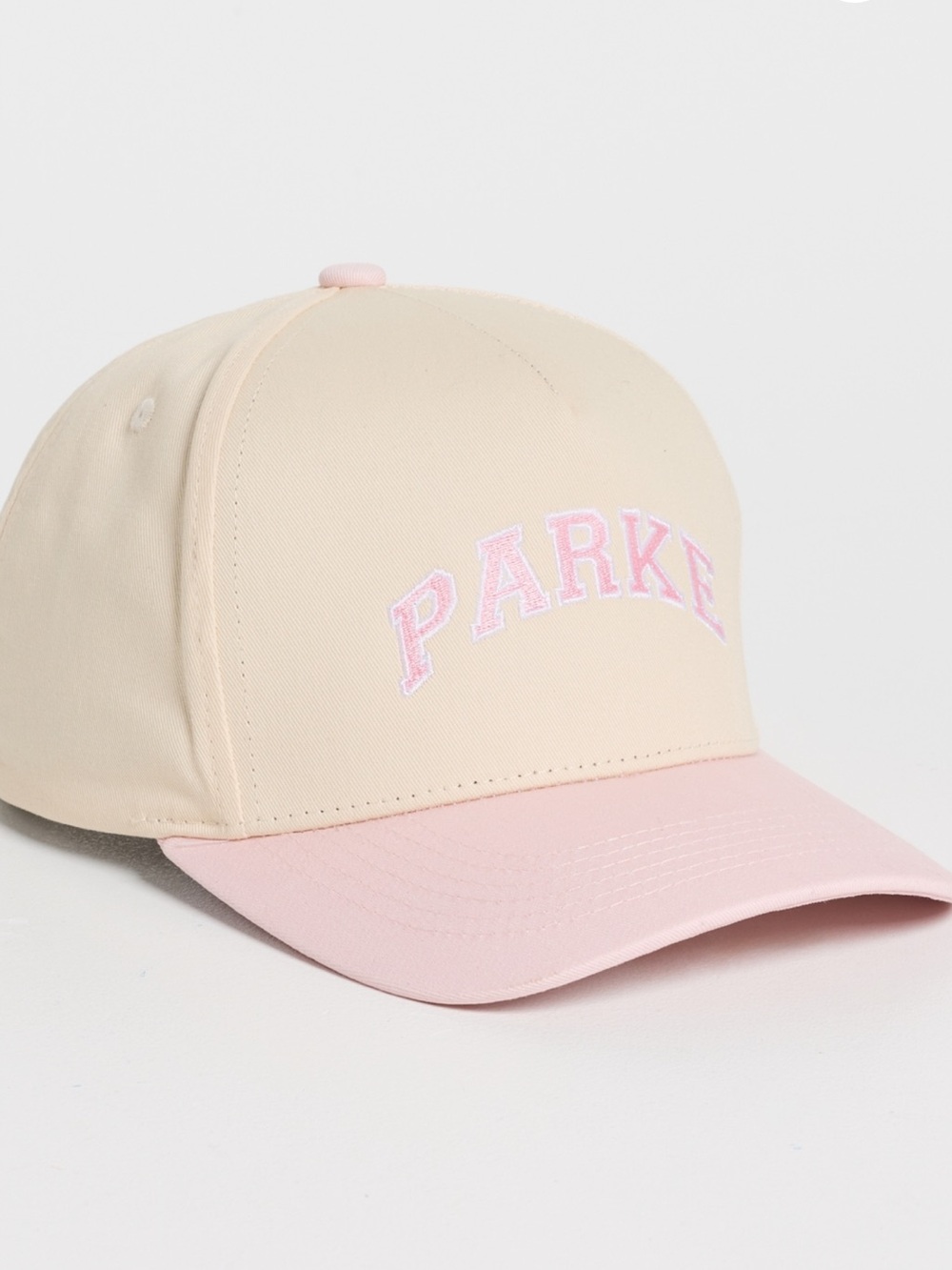 Parke hat “Rose”
